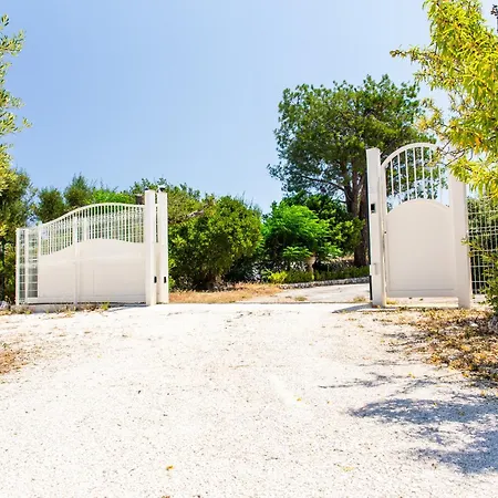 Trulli Del Capo - Casa Tipica * Monopoli